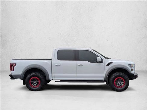Used 2019 Ford F150 Raptor w/ Equipment Group 802A Luxury AWD/4WD image 5