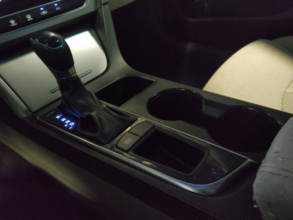 Used 2016 Hyundai Sonata SE FWD image 26