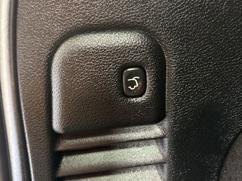 Used 2016 Jeep Grand Cherokee Limited w/ Trailer Tow Group IV image 25