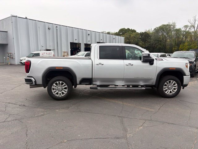 Used 2022 GMC Sierra 2500 Denali w/ Denali Ultimate Package AWD/4WD image 11
