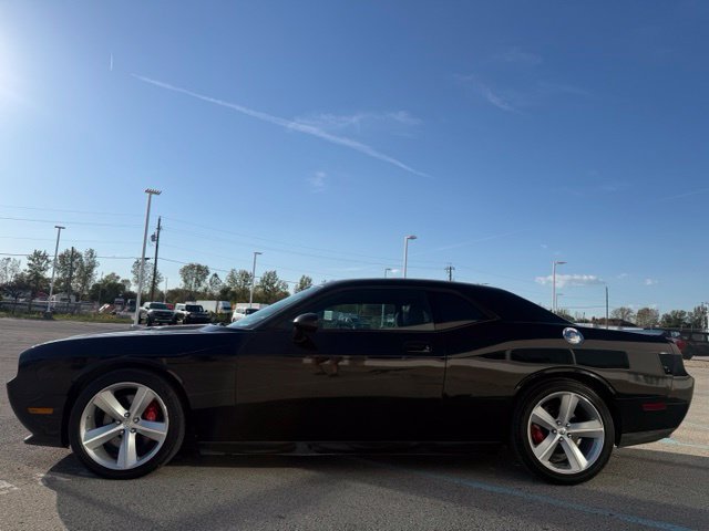 Used 2009 Dodge Challenger SRT8 w/ SRT Option Group II RWD image 8