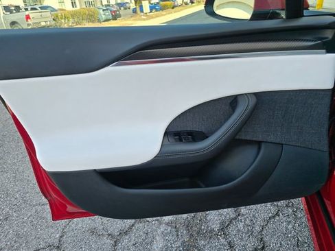Used 2021 Tesla Model S Plaid image 16