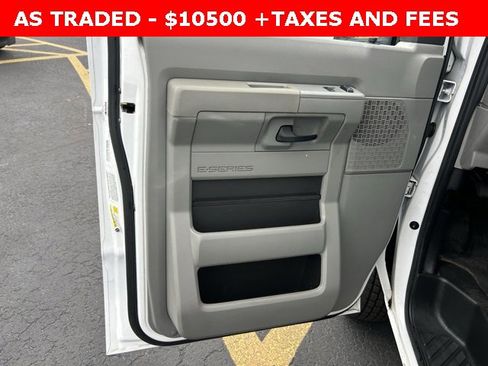 Used 2019 Ford E-350 and Econoline 350 Super Duty w/ Power Windows & Locks Group image 11