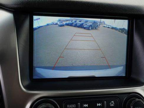 Used 2018 Chevrolet Tahoe LT image 30