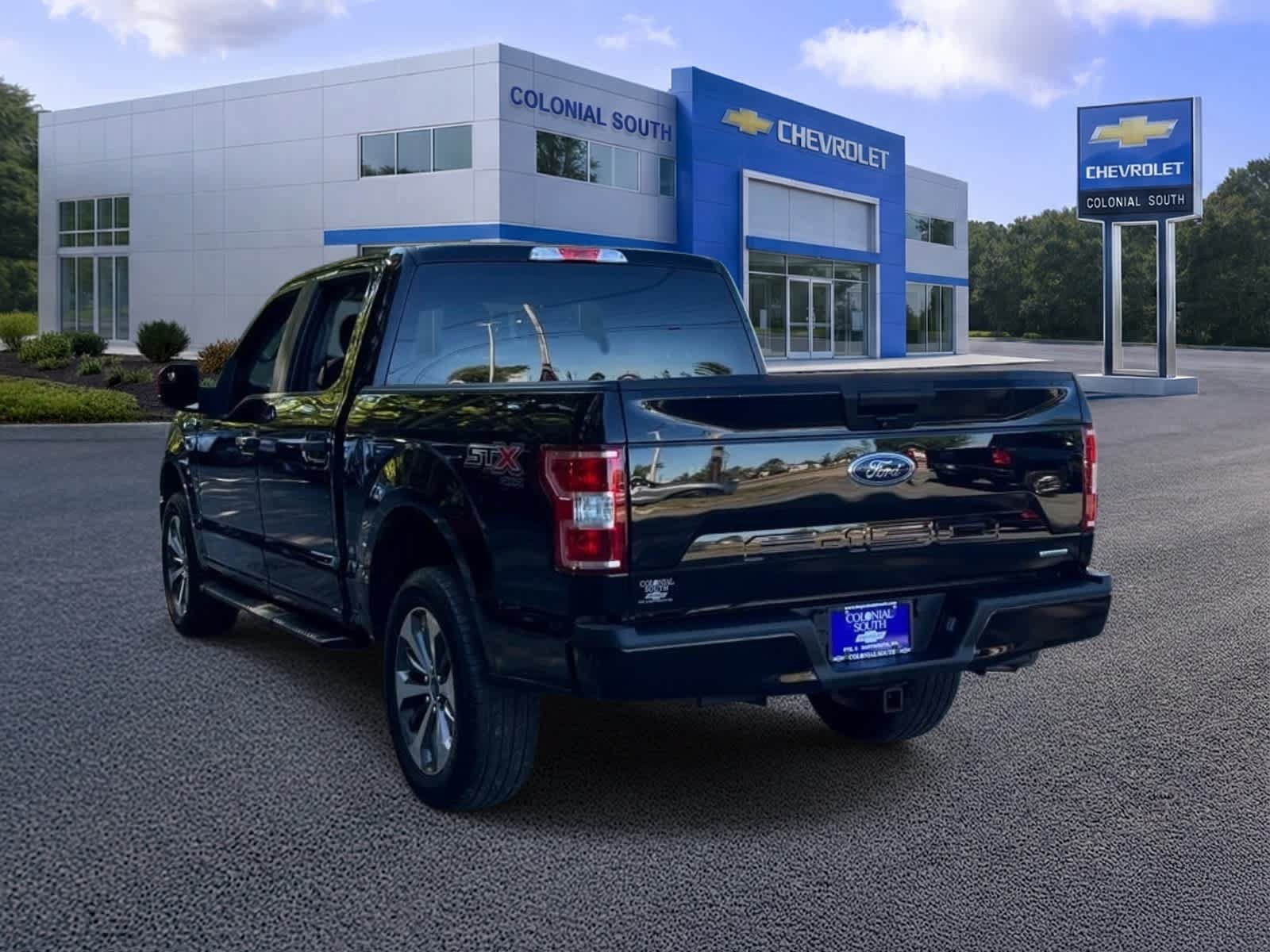 Used 2020 Ford F150 XL w/ Equipment Group 101A Mid AWD/4WD image 4