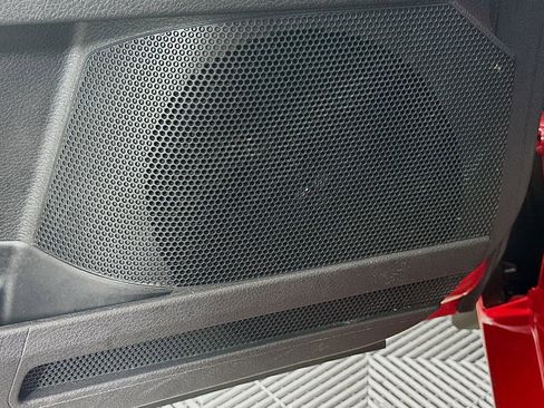 Used 2022 Toyota Avalon XLE image 18