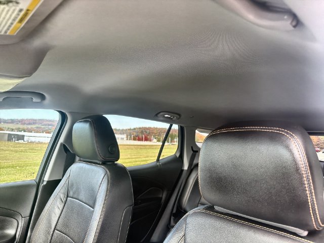 Used 2020 GMC Terrain SLT w/ Preferred Package AWD/4WD image 19