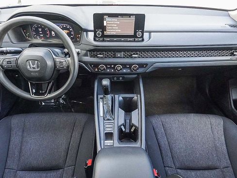 Used 2023 Honda Accord EX image 13