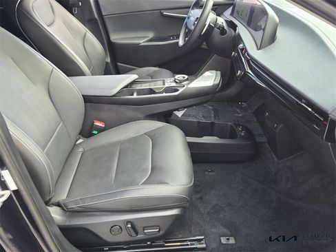 Certified 2023 Kia EV6 Wind w/ Wind Technology Package image 19