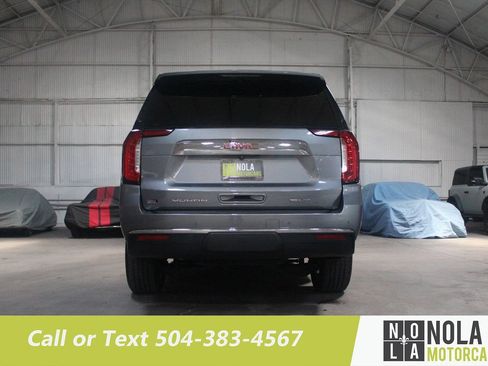 Used 2022 GMC Yukon XL SLT w/ SLT Premium Package RWD image 15