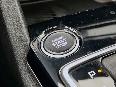 Used 2024 Kia Sportage SX image 16