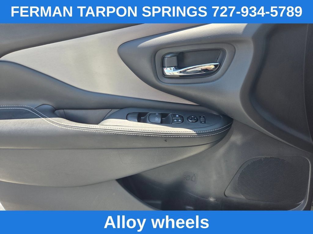 Used 2022 Nissan Murano SV w/ Cargo Package FWD image 24