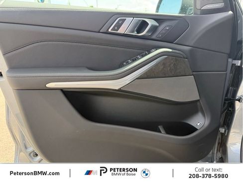 New 2026 BMW X5 xDrive50e w/ Premium Package AWD/4WD image 15