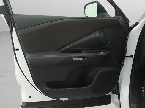 Used 2026 Lexus TX 350 AWD w/ Technology Package image 17