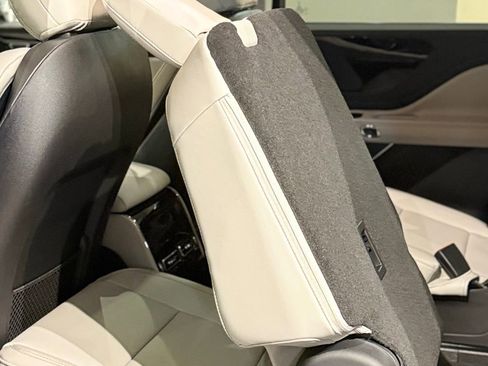 New 2026 Lincoln Aviator AWD image 54