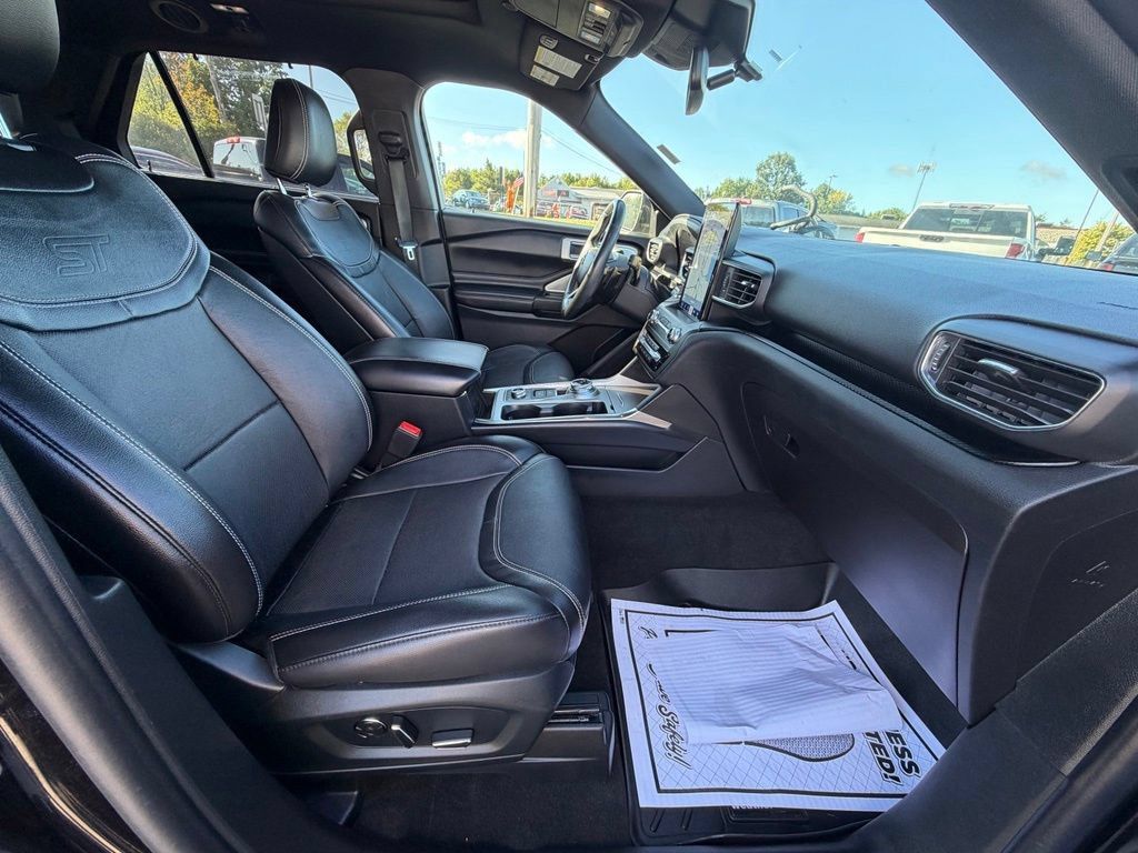 Used 2020 Ford Explorer ST w/ Premium Technology Package AWD/4WD image 37
