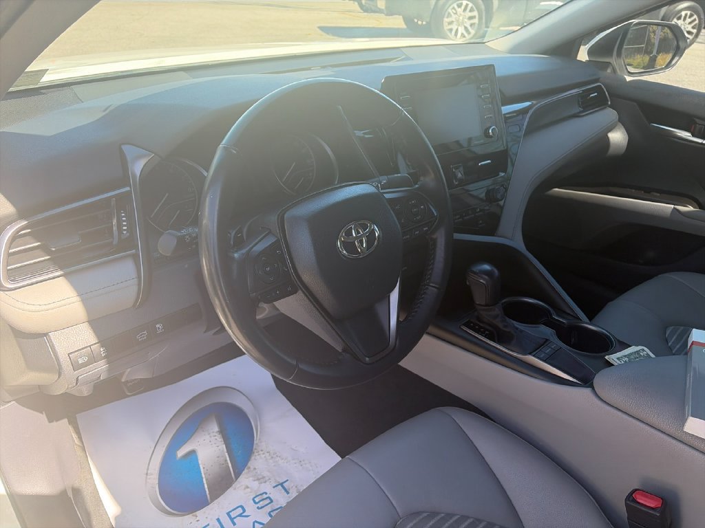 Used 2024 Toyota Camry SE FWD image 11