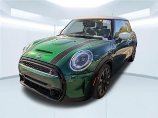 Used 2023 MINI Cooper S video 1
