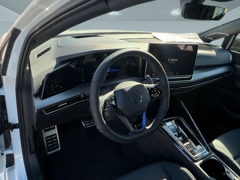 New 2026 Volkswagen Golf 2.0T DSG image 4