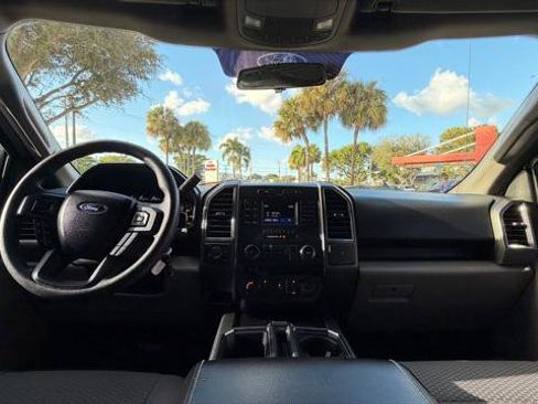 Used 2017 Ford F150 XLT image 25