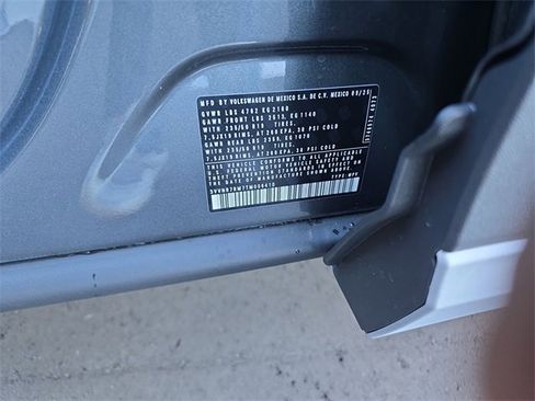 New 2026 Volkswagen Tiguan SE image 29