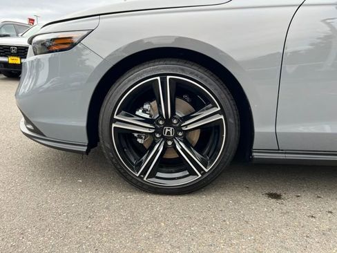 New 2025 Honda Accord Sport image 27
