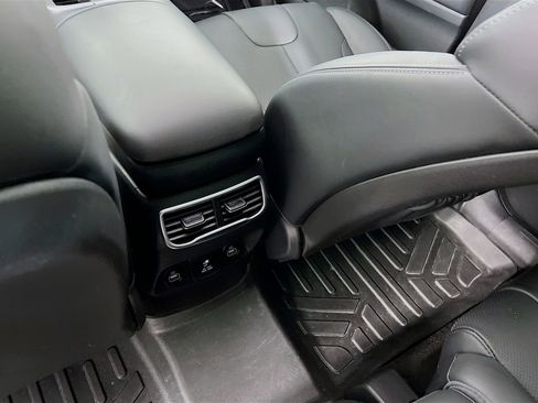 Used 2023 Hyundai Santa Fe Calligraphy image 26