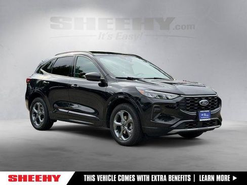 Certified 2023 Ford Escape ST-Line w/ Tech Pack #1 AWD/4WD image 1