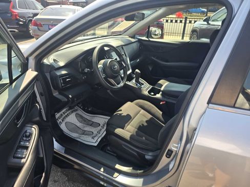 Used 2023 Subaru Outback AWD/4WD image 32