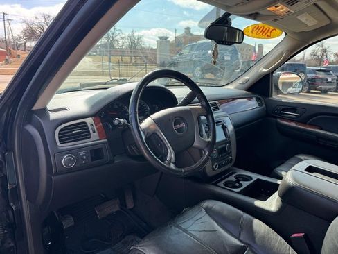 Used 2009 GMC Yukon XL SLT image 11