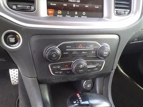 Certified 2022 Dodge Charger R/T w/ Blacktop Package RWD image 16