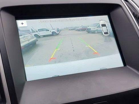 Used 2016 Ford Edge SEL w/ Equipment Group 201A AWD/4WD image 16