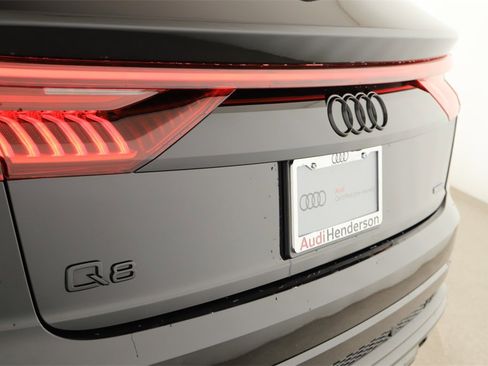 Used 2023 Audi Q8 Premium Plus w/ Premium Plus Package image 31