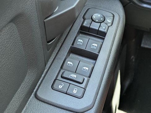 New 2026 RAM 3500 Tradesman AWD/4WD image 19
