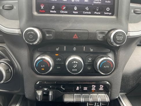 Used 2020 RAM 1500 Lone Star AWD/4WD image 15