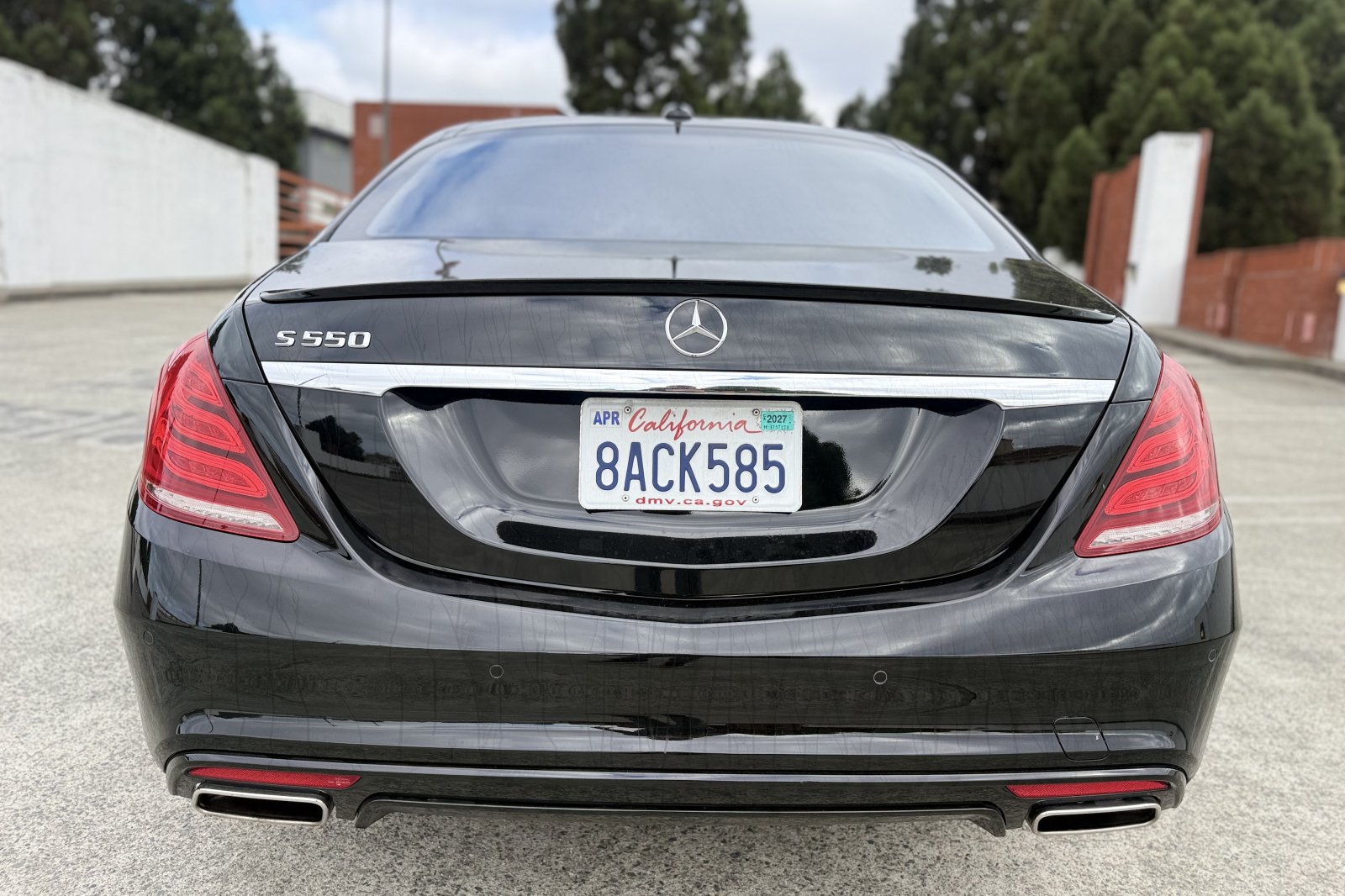 Used 2015 Mercedes-Benz S 550 Sedan image 4