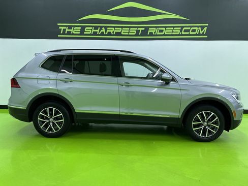 Used 2020 Volkswagen Tiguan SE AWD/4WD image 11