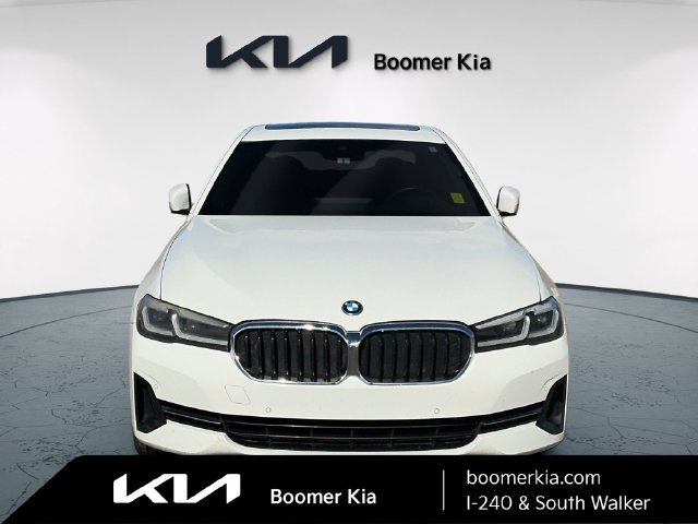 Used 2023 BMW 530e xDrive AWD/4WD image 2