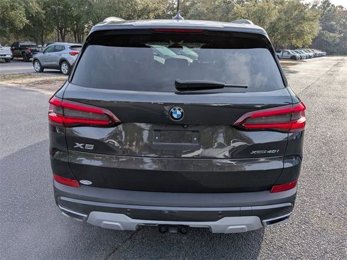 Used 2021 BMW X5 xDrive40i w/ Premium Package image 5