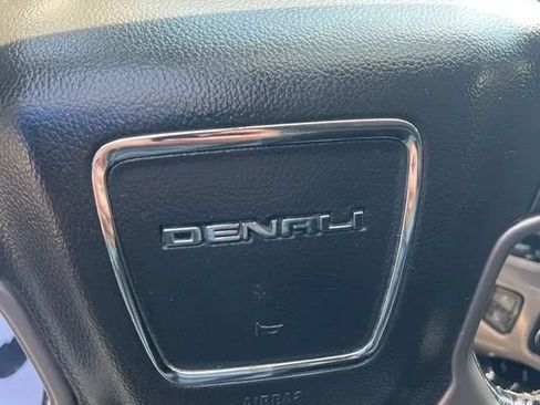 Used 2017 GMC Sierra 1500 Denali w/ Denali Ultimate Package AWD/4WD image 21