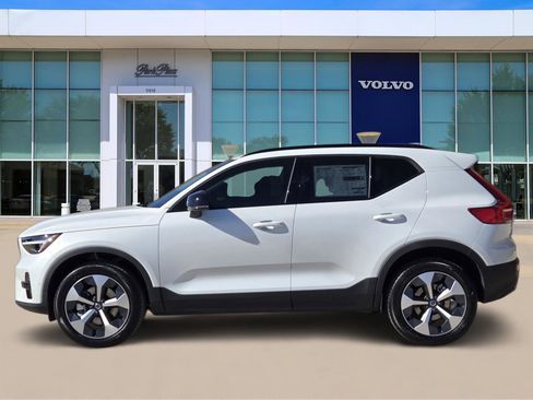 New 2026 Volvo XC40 B5 Plus w/ Protection Package Premier image 3