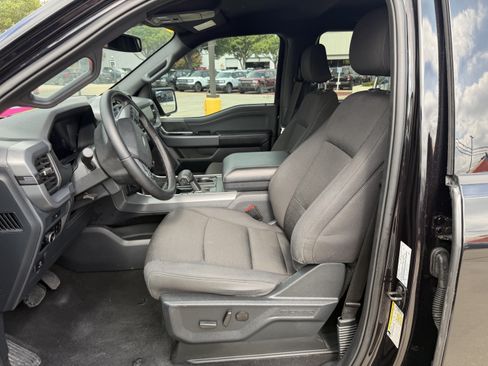 Used 2025 Ford F150 XLT w/ Equipment Group 302A MID RWD image 13