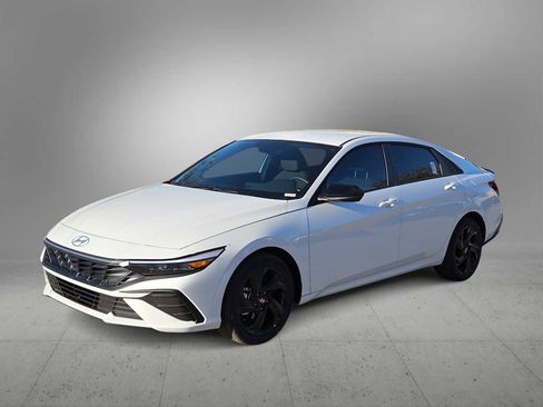 New 2026 Hyundai Elantra Sport image 4