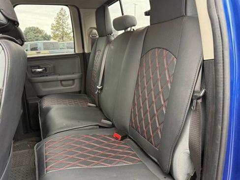 Used 2019 RAM 1500 Classic SLT w/ Luxury Group image 24