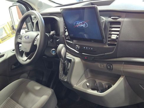 New 2026 Ford Transit 250 148 Medium Roof image 7