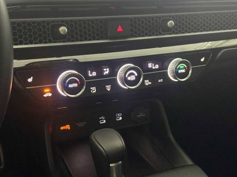 Used 2025 Honda Civic Sport image 17