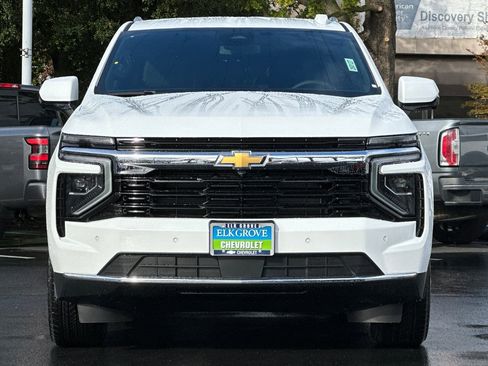 New 2026 Chevrolet Suburban LS image 8