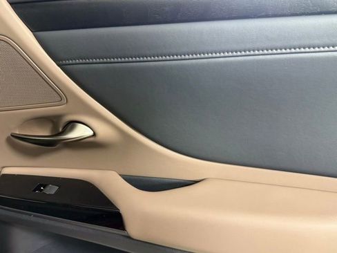 New 2025 Lexus ES 350 w/ Premium Package image 24