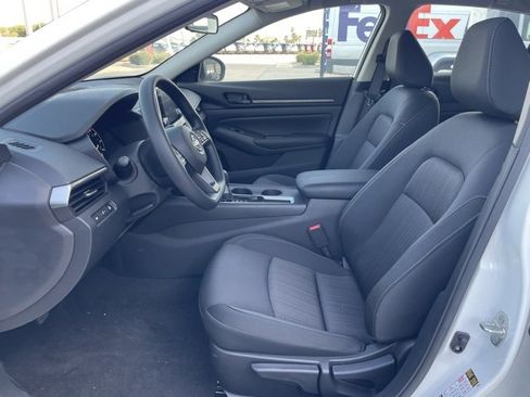 New 2025 Nissan Altima 2.5 S image 14