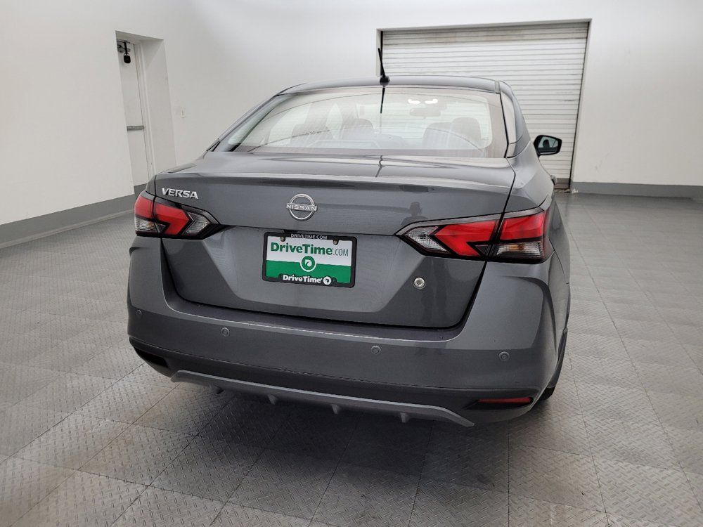 Used 2025 Nissan Versa S w/ Lighting Package FWD image 7